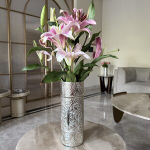 Virasat vase